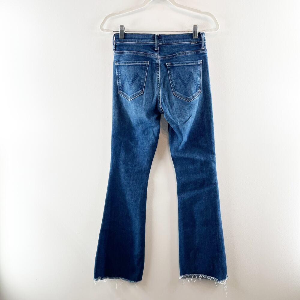 Mother The Weekender Mid-Rise Frayed Hem Denim Flare Jeans Home Movies 27 - Picture 6 of 7